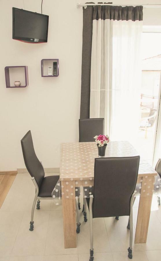 Apartmani Bartolic 罗戈兹尼察 外观 照片
