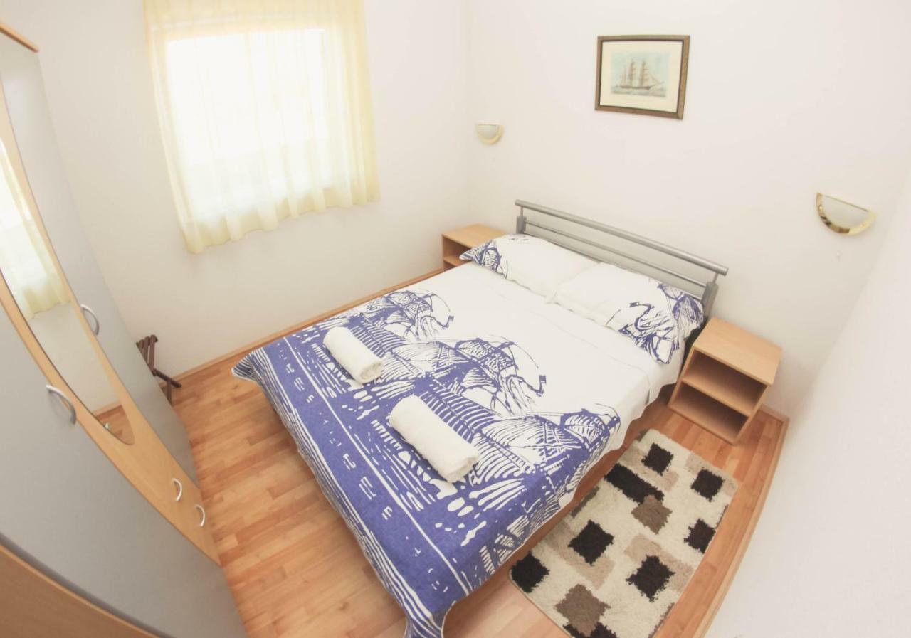 Apartmani Bartolic 罗戈兹尼察 外观 照片